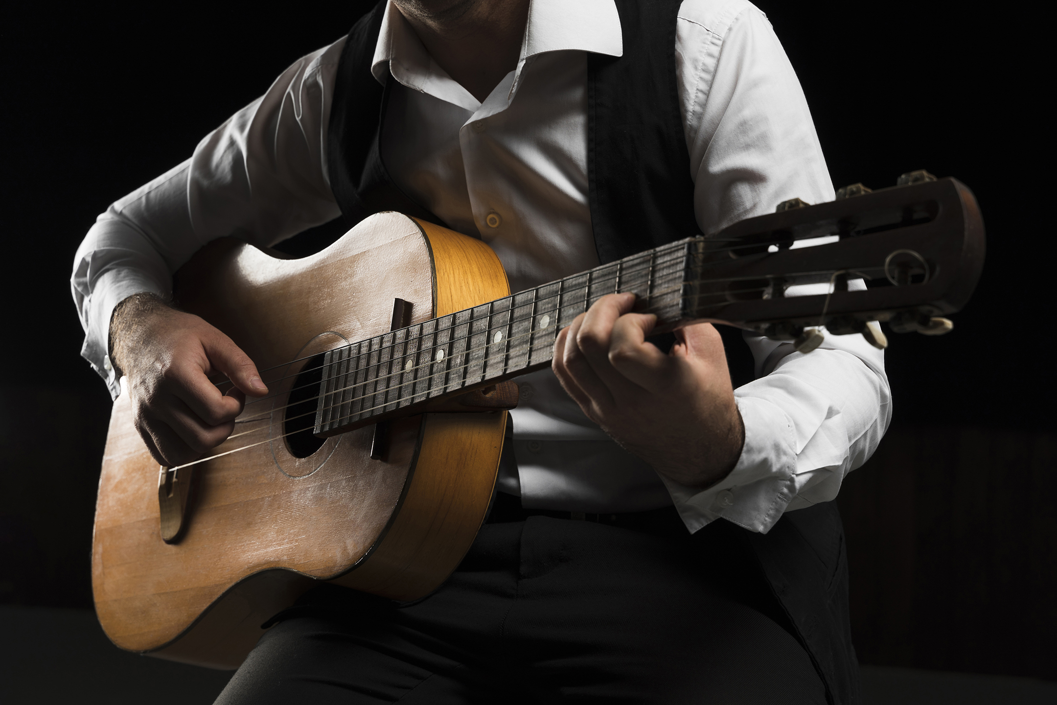 Guitarist (Spanish Flamenco) Warsaw (Poland) - professional musician for a holiday, wedding, corporate