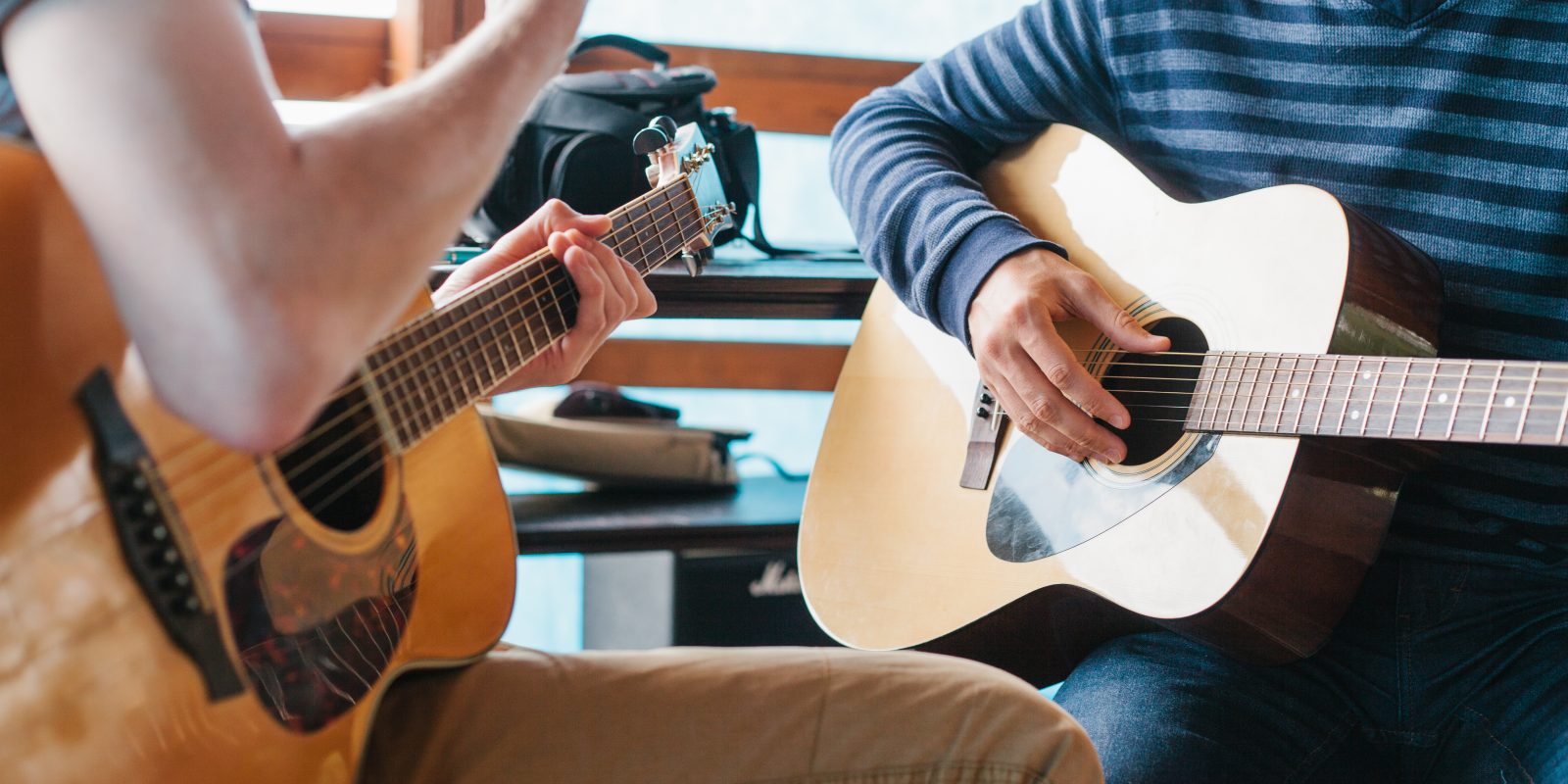 Learn to play the guitar the way you have always dreamed of in your lessons in Warsaw with a teacher